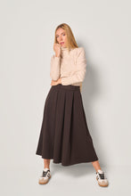 Carica l&#39;immagine nel visualizzatore di Gallery, Gonna midi a pieghe
