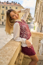 Carica l&#39;immagine nel visualizzatore di Gallery, Gonna in mini pizzo
