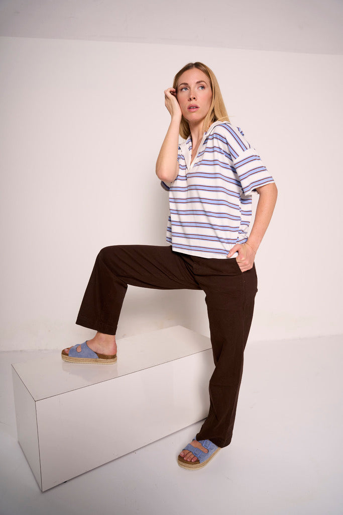 Pantaloni dritti in cotone marrone cioccolato