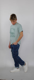 Jeans con tasconi e risvolti