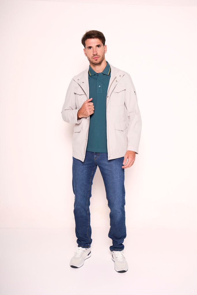 Jeans uomo con cuciture a contrasto