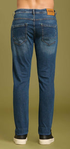 Jeans slim fit con tripla impuntura