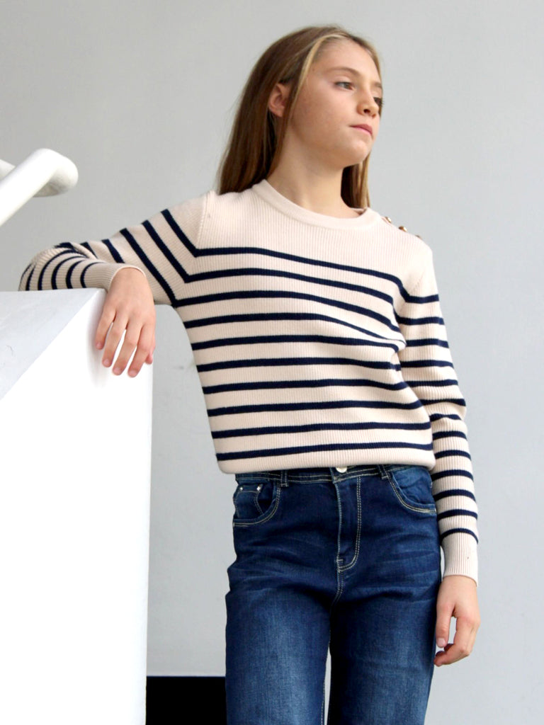 Maglia a righe con bottoncini