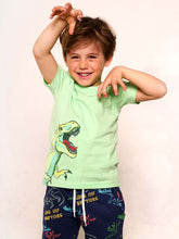 Carica l&#39;immagine nel visualizzatore di Gallery, T-shirt con dinosauro
