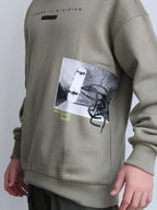 Maglia con stampa skateboard