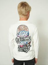 Carica l&#39;immagine nel visualizzatore di Gallery, Maglia con stampa su schiena
