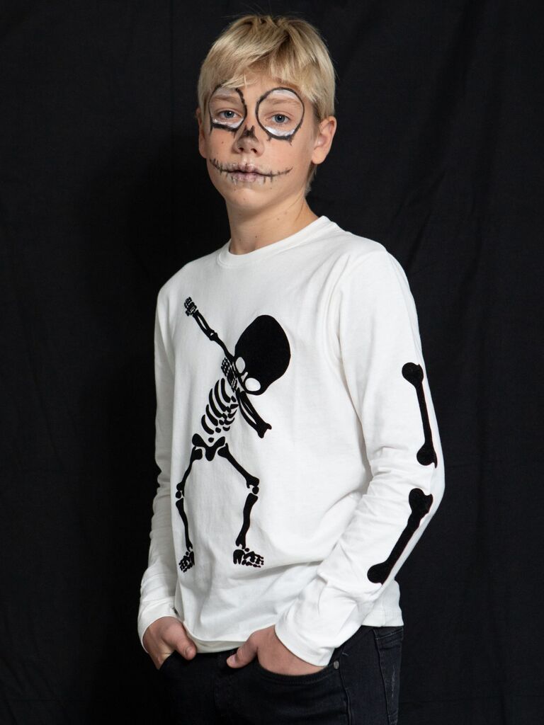 Maglia con scheletro dab