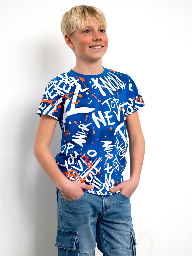 T-shirt graffiti