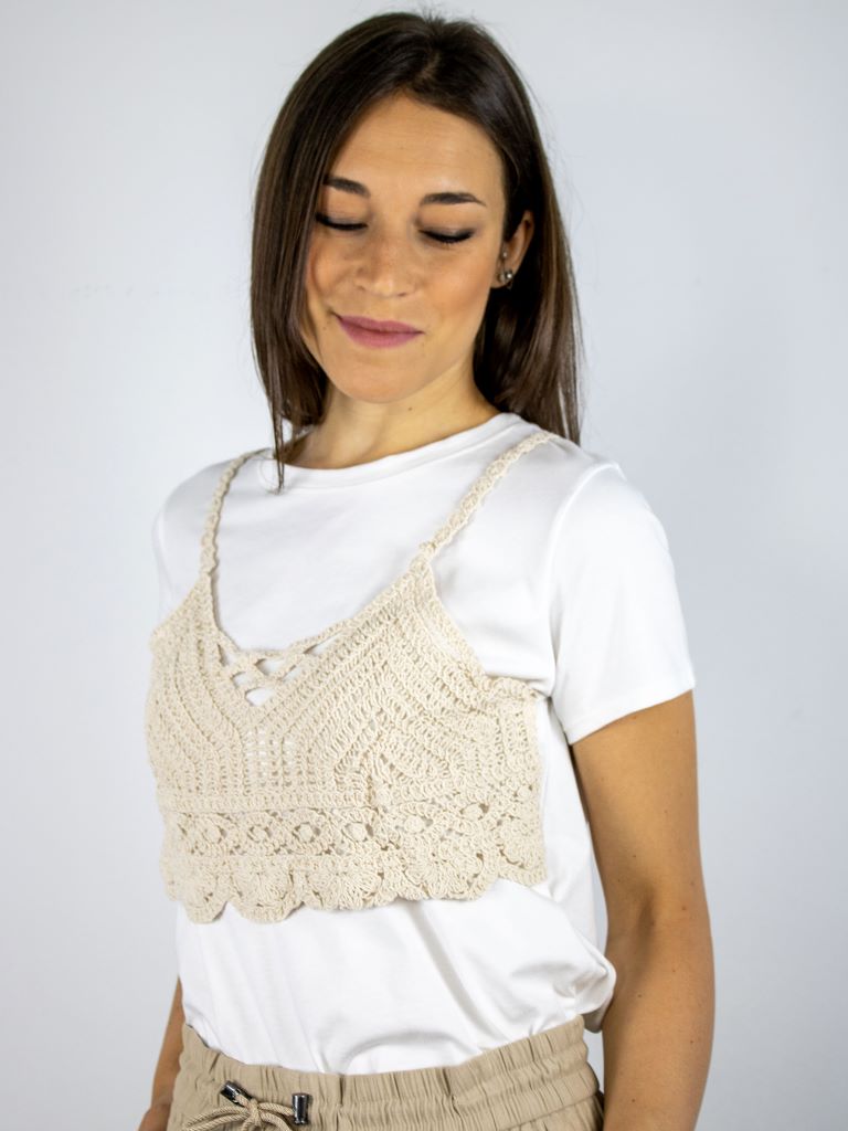 Maglietta con top crochet