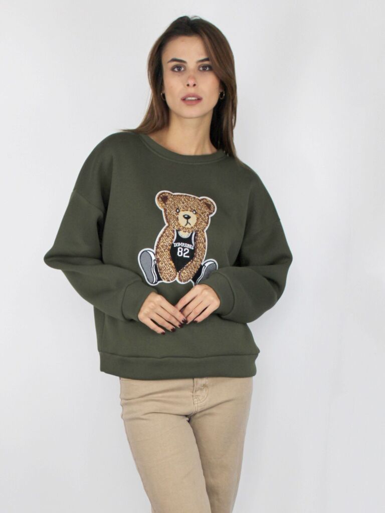 Felpa con orso applicato