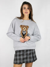 Carica l'immagine nel visualizzatore di Gallery, Felpa con orso applicato
