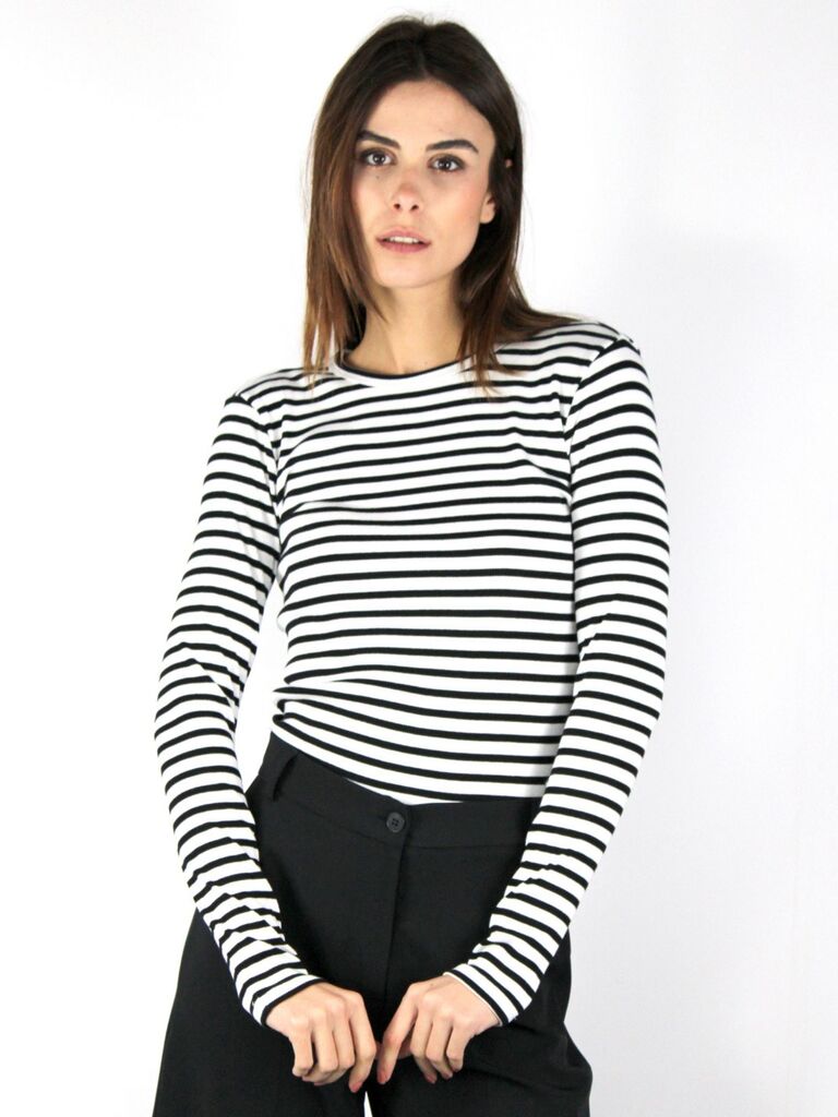 Maglia girocollo rigata