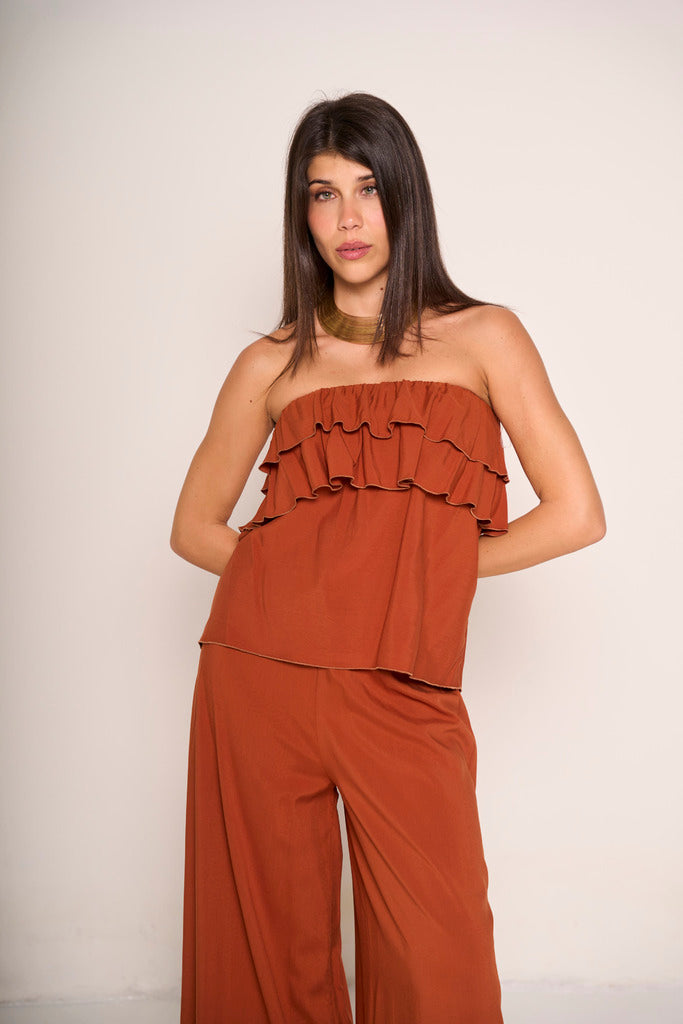 Top a balze senza spalline