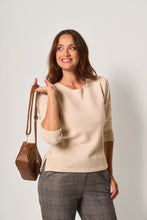 Carica l&#39;immagine nel visualizzatore di Gallery, Maglia basica a girocollo
