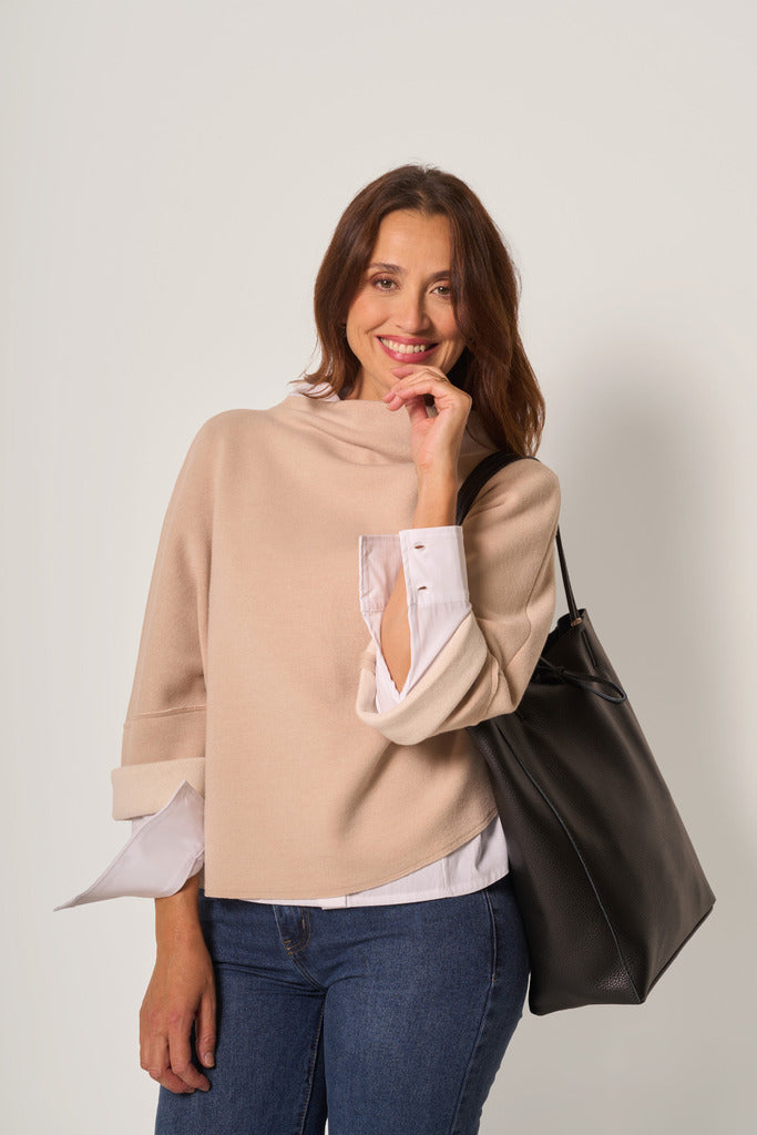 Maglia con collo morbido donna