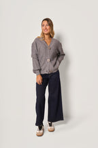 Cardigan con maxi bottoni