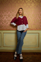 Cardigan cropped con bottoni gioiello