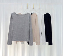 Carica l&#39;immagine nel visualizzatore di Gallery, Maglia a maniche lunghe basic
