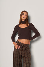 Carica l&#39;immagine nel visualizzatore di Gallery, Maglia a coste con collo cut-out
