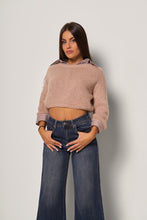 Carica l&#39;immagine nel visualizzatore di Gallery, Maglione corto donna
