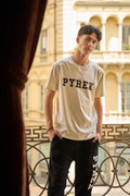 T-shirt con uomo con stampa lettering