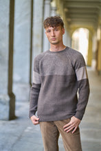 Carica l&#39;immagine nel visualizzatore di Gallery, Maglioncino girocollo
