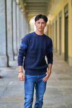 Carica l&#39;immagine nel visualizzatore di Gallery, Maglioncino girocollo
