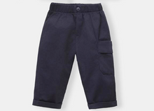 Carica l&#39;immagine nel visualizzatore di Gallery, Pantalone da bambino con tasconi
