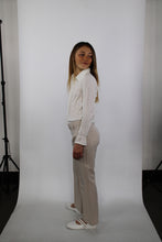 Carica l'immagine nel visualizzatore di Gallery, Pantalone da abito elegante per bambina
