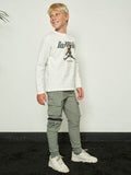 Pantalone con tasca zip
