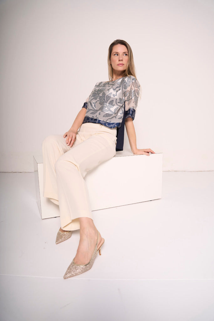 Pantaloni a palazzo con fibbia e zip lato