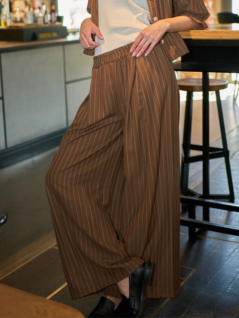 Pantalone a palazzo a righe