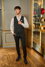 Carica l&#39;immagine nel visualizzatore di Gallery, Pantalone uomo elegante con catena
