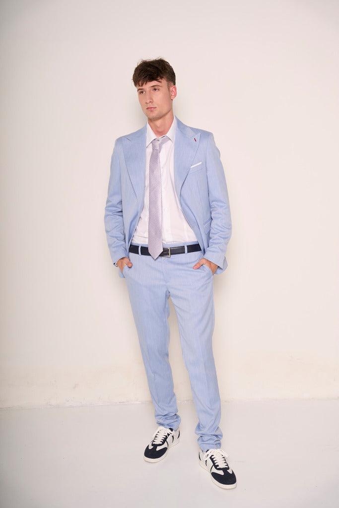 Sneakers bianche e blu 