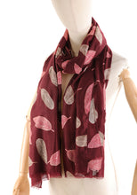 Carica l'immagine nel visualizzatore di Gallery, Sciarpa Donna – Fantasia Foglie
