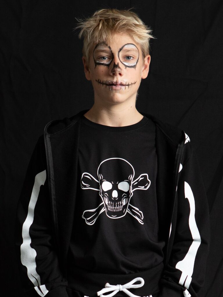 T-shirt con teschio