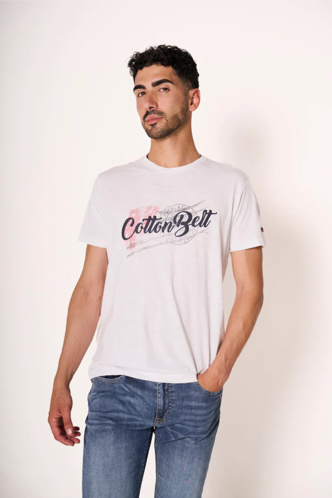 T-shirt con stampa gommata e patch