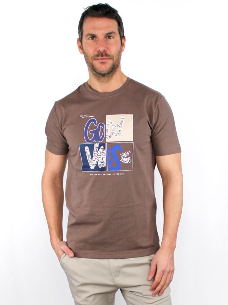 T-shirt con scritta good vibes